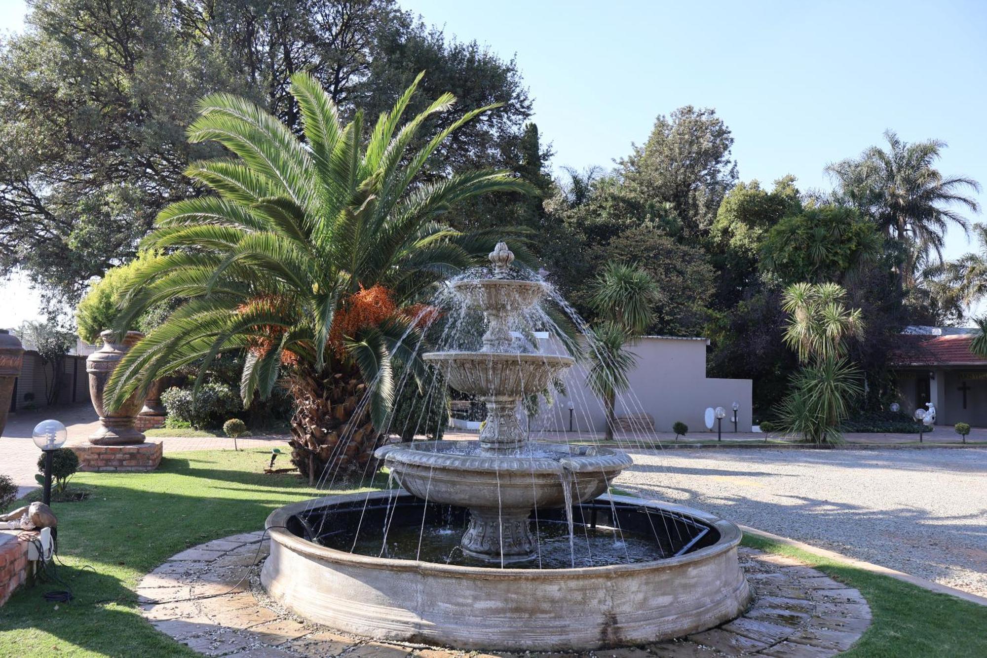 Airport Gardens Boutique Hotel Boksburg Εξωτερικό φωτογραφία